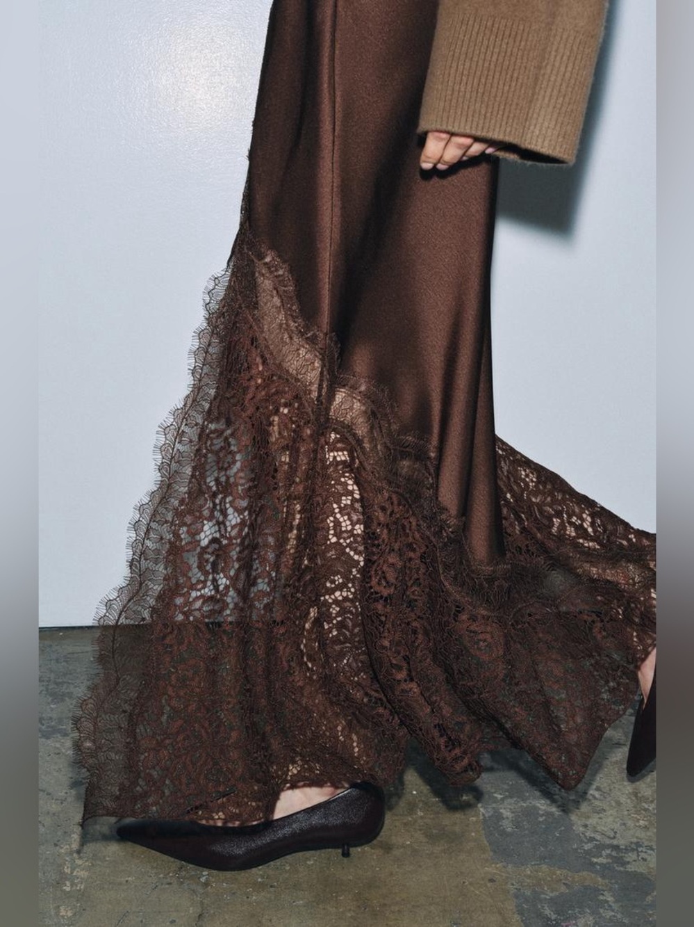 NWOT. Zara ZW Collection Brown High-waist Satin Midi Skirt with Lace. Size S. - Picture 4 of 14
